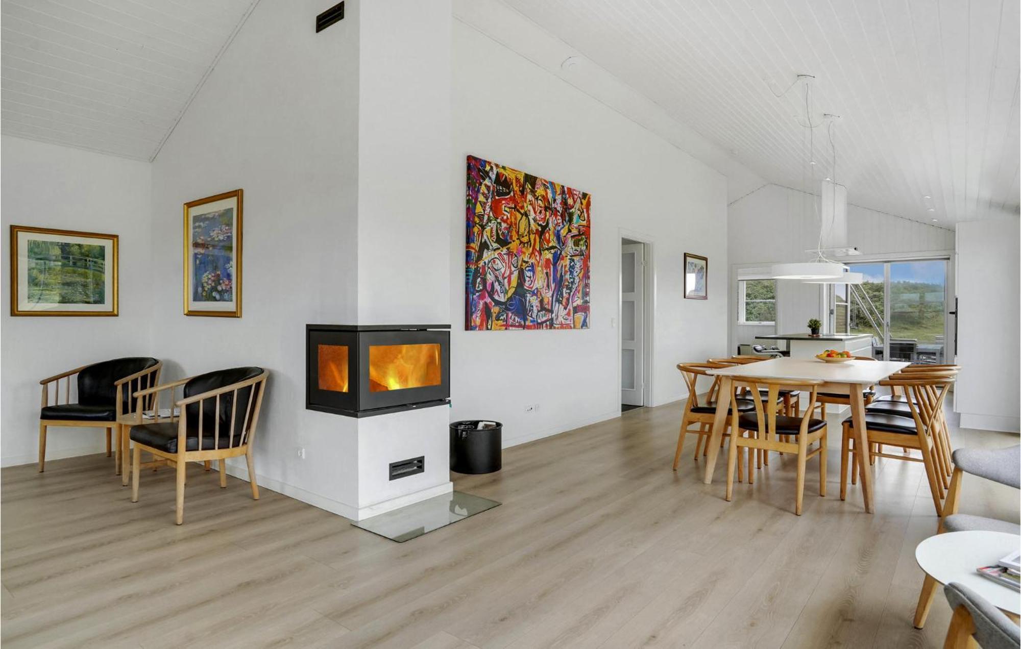 Amazing Home In Blavand With Wifi エクステリア 写真