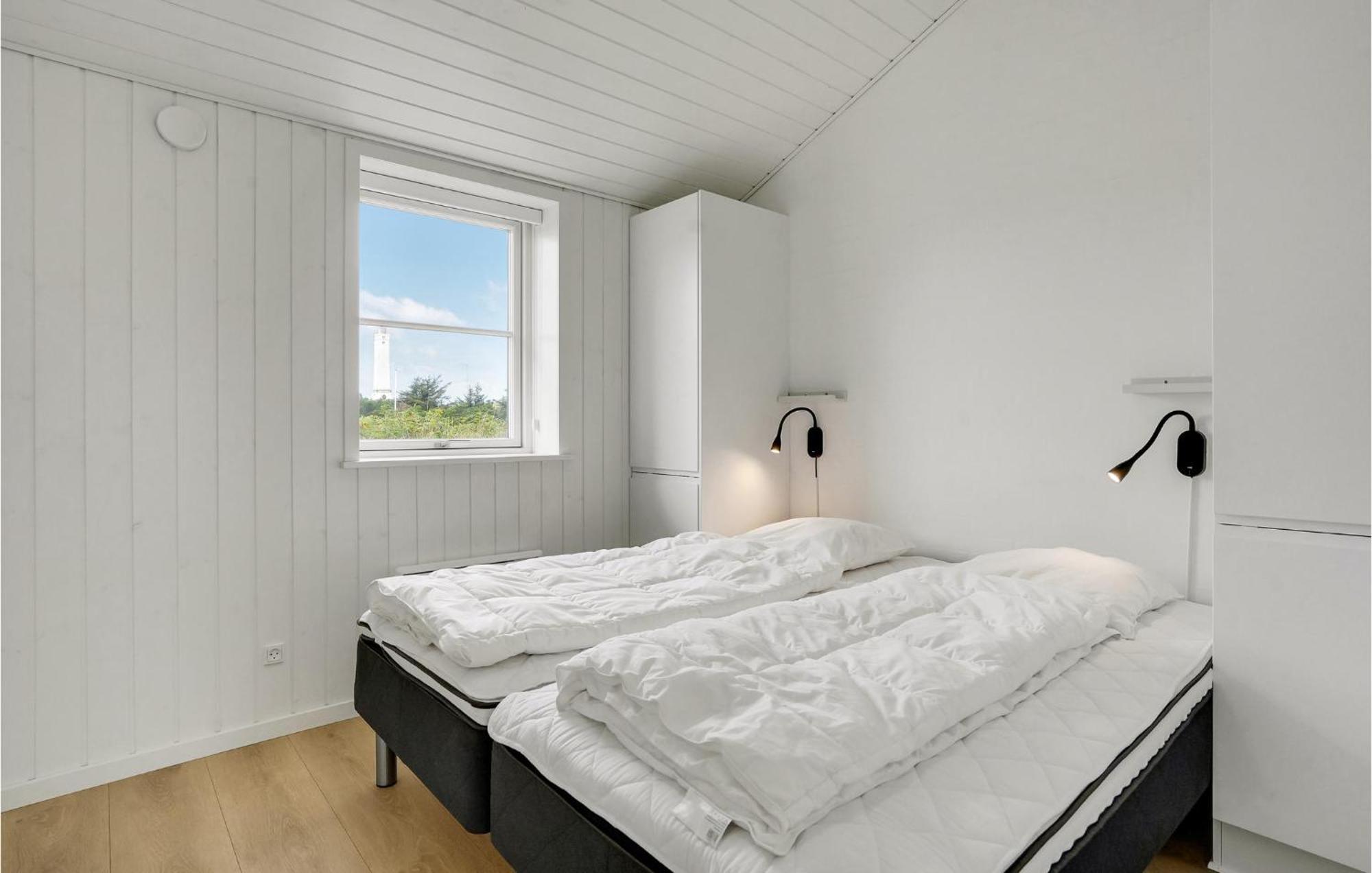 Amazing Home In Blavand With Wifi エクステリア 写真
