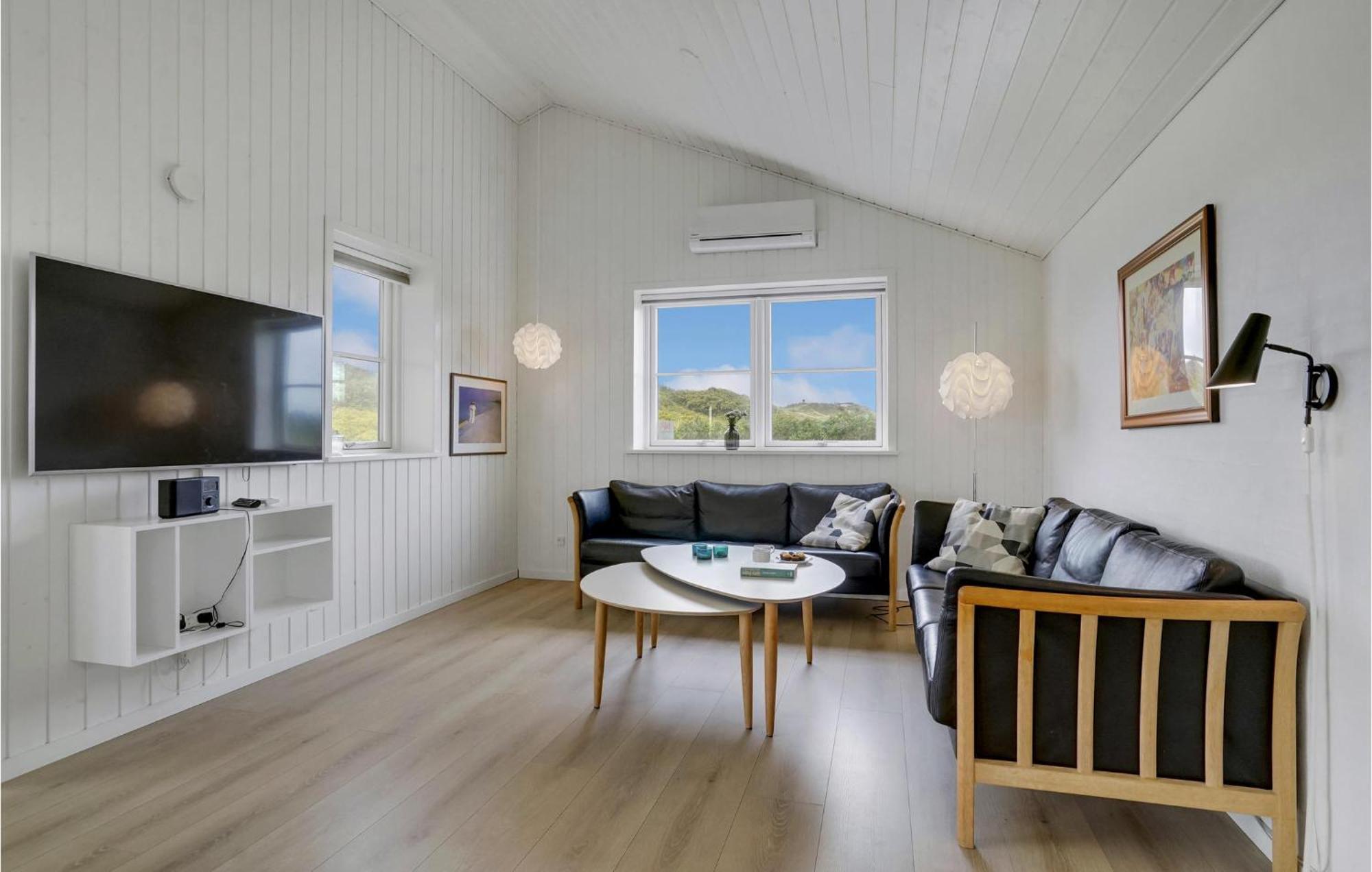Amazing Home In Blavand With Wifi エクステリア 写真